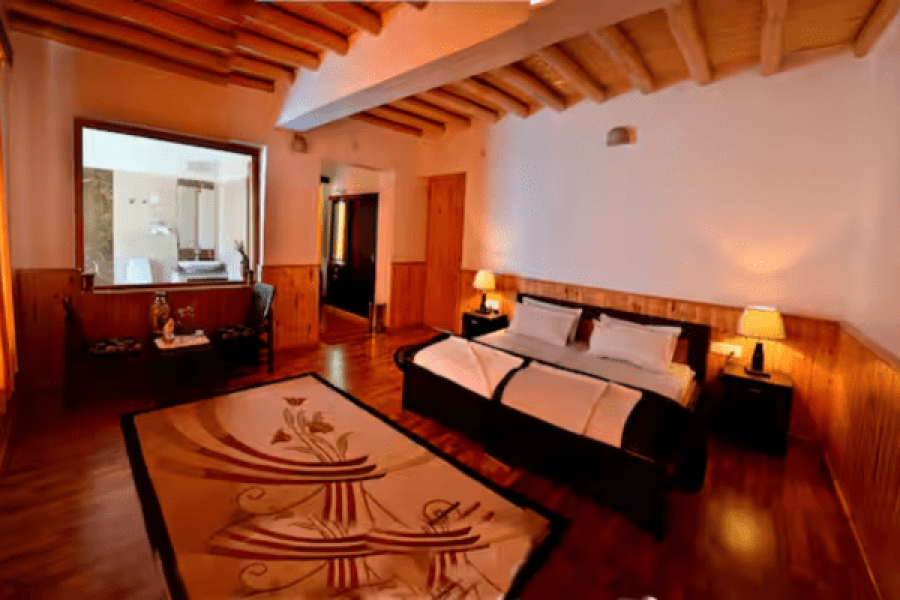 Shaukat private house