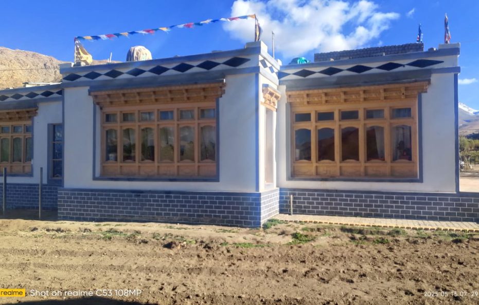 Shalak Homestay Deluxe Room